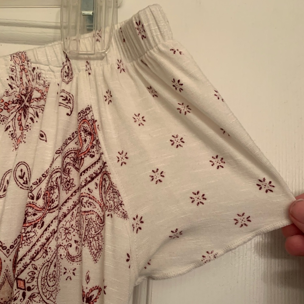 Maurice’s Medium off the shoulder short sleeve EUC - Picture 6 of 8